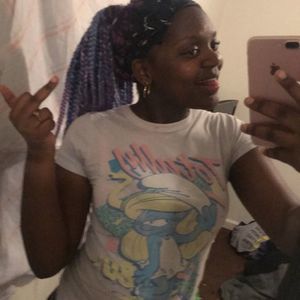 Meet your Posher, Davieuna